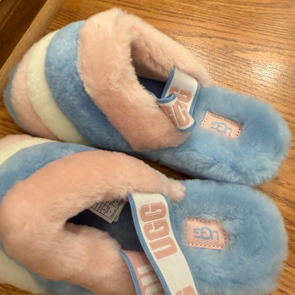 UGG Kids Fluffy Slippers - Blue, Pink, and Cream - Picture 1 of 7